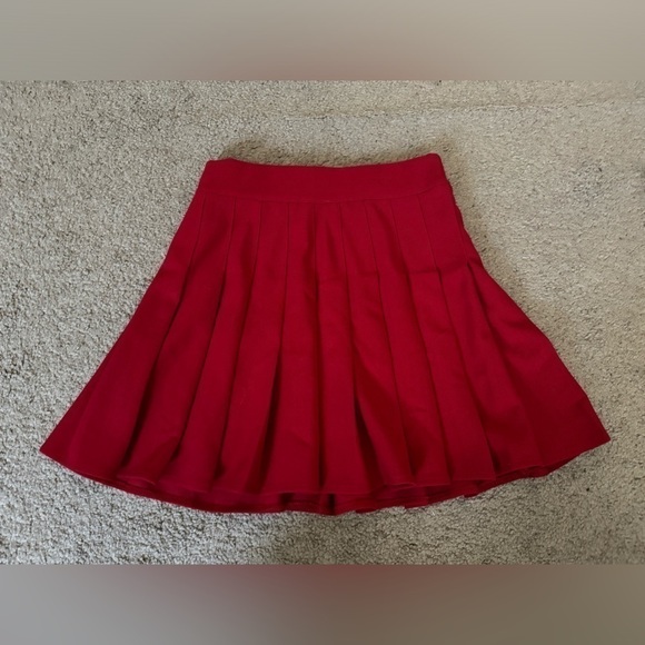 Red school girl skirt size small - Picture 4 of 6